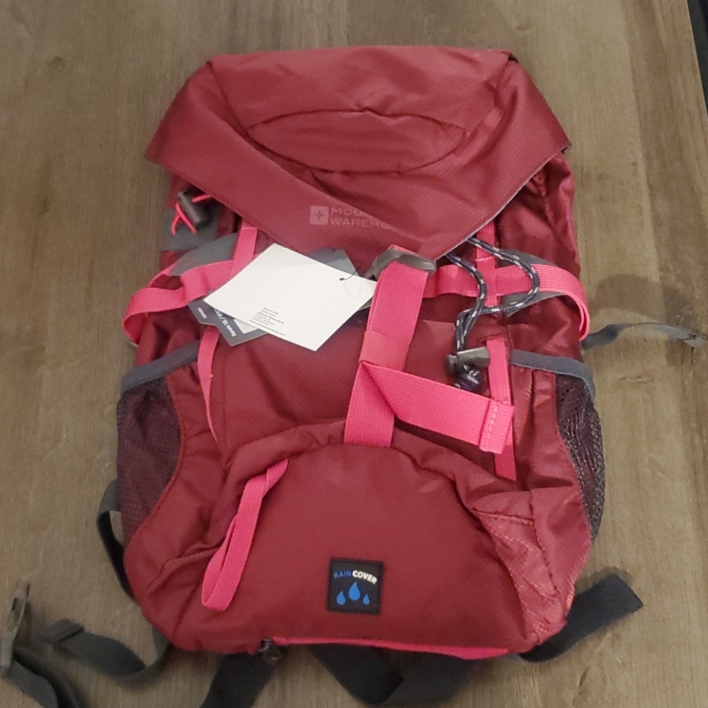 Darwin 12L Backpack Berry,One Size